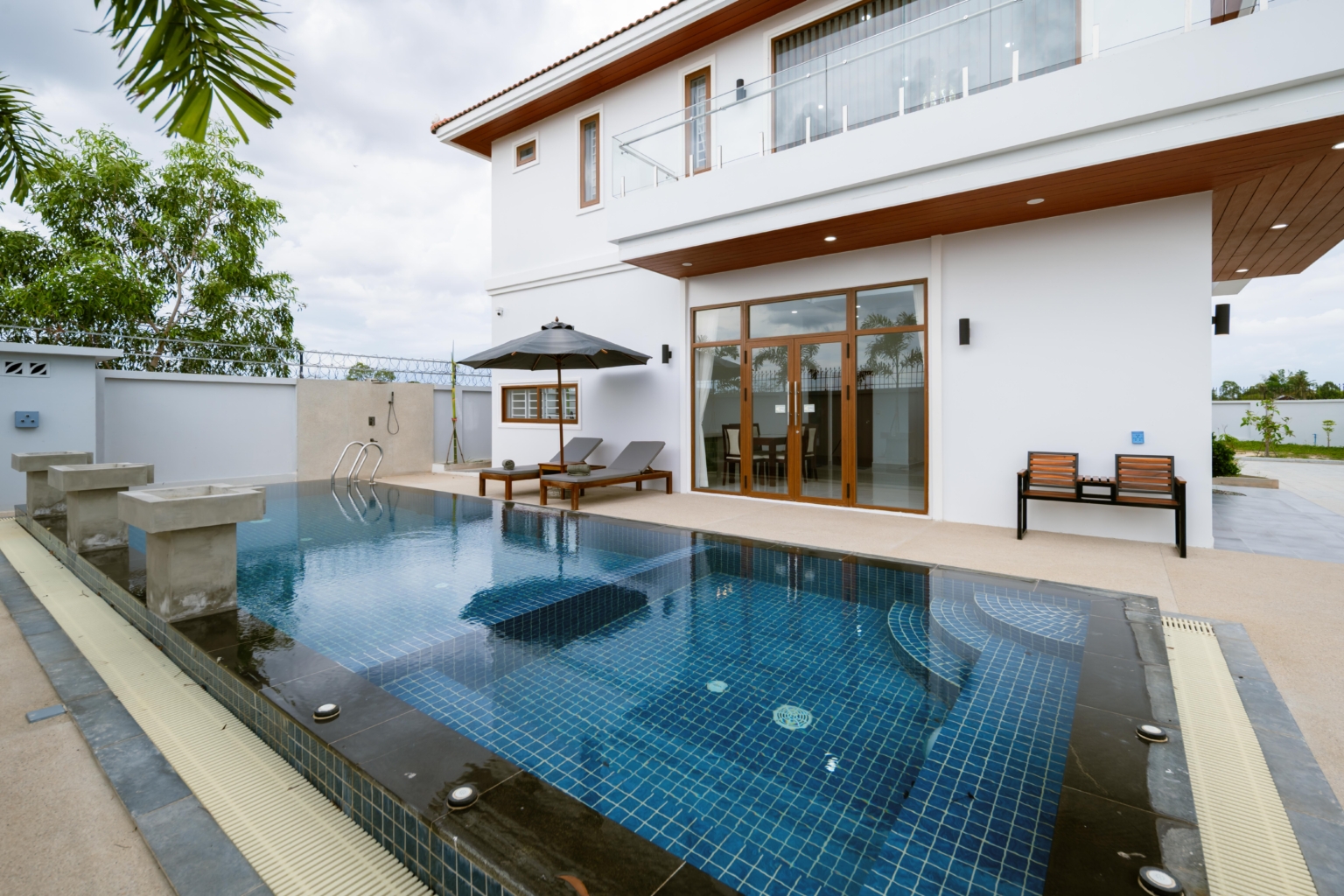 Cozy Villa Private Pool & Patio
